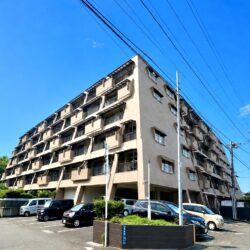リフォームにて、水廻り新品取替、床壁天井張替済です。住環境の整ったエリアです。