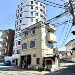 2面採光で明るいリビング居間
