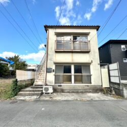 中心街まで徒歩圏内の 55坪の南面道路です！